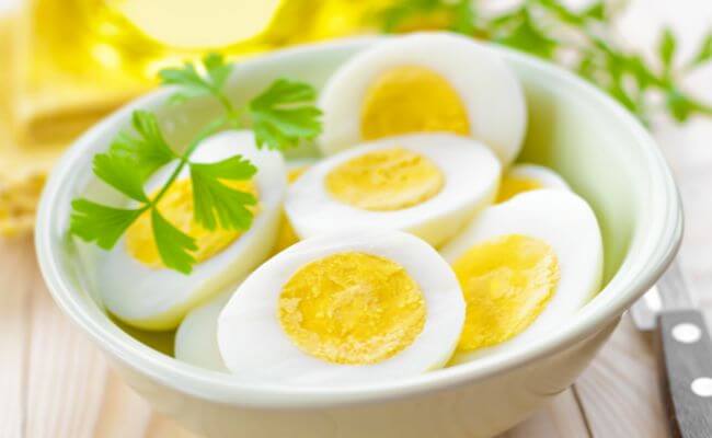 글루타치온 뿐만 아니라 우리 몸에 필요한 필수 영양소를 함유하고 있는 달걀